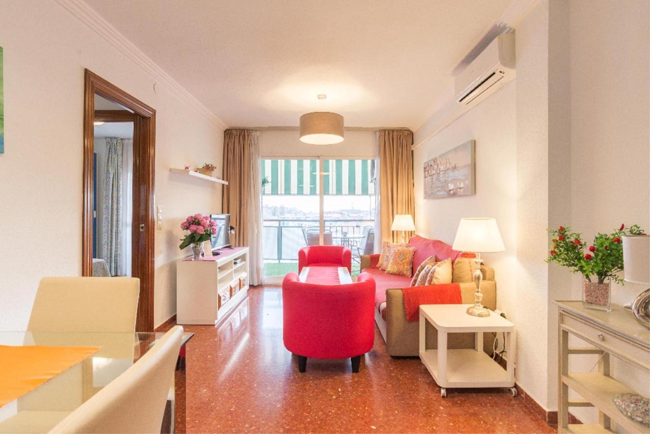 Apartamento Avenida Aurora Малага Екстериор снимка