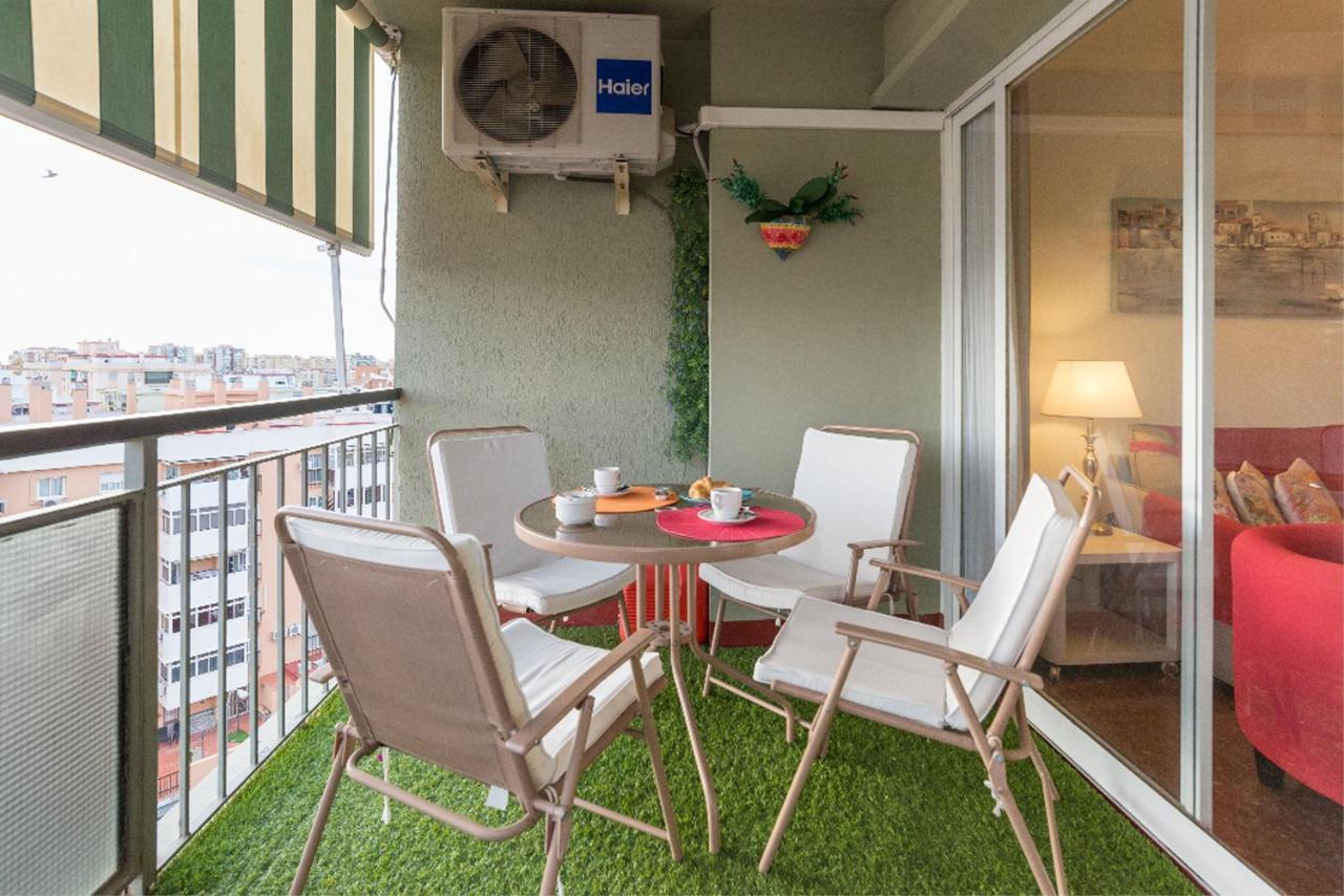 Apartamento Avenida Aurora Малага Екстериор снимка